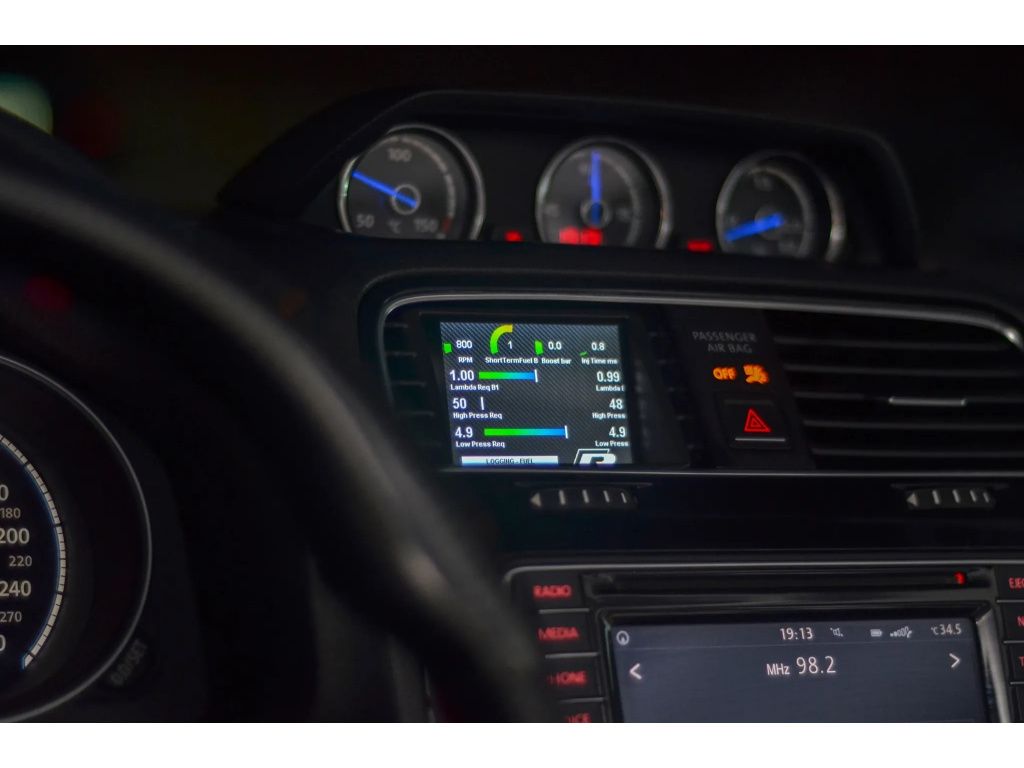 CANchecked displej MFD28 pro Volkswagen Scirocco