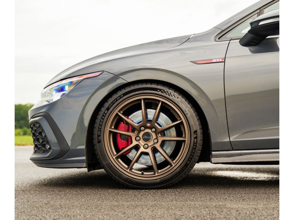 RacingLine Cup Edition EVO kolo z lehké slitiny 18×8,5" ET45 5×112 | Matte Bronze | VWR610011 Lehké trackday kolo pro vozy MQB / MQB EVO / A5